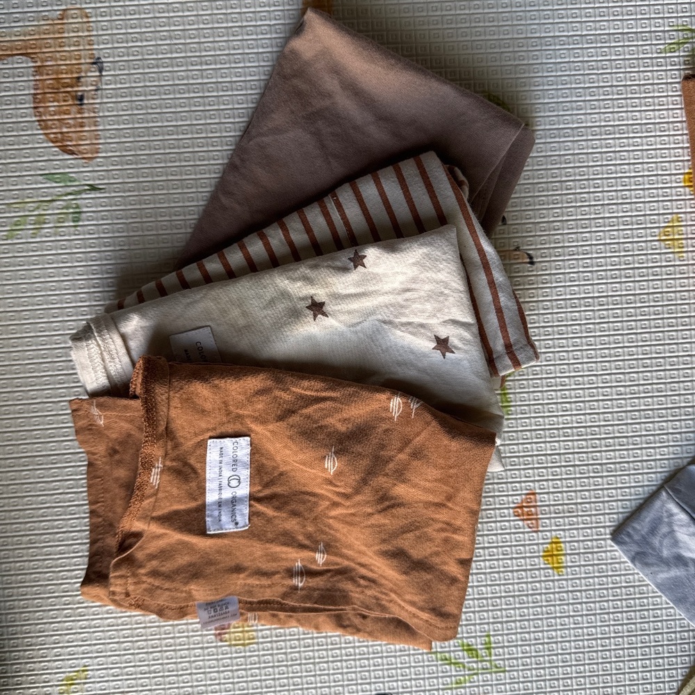 4 Colored Organics Burp Cloths